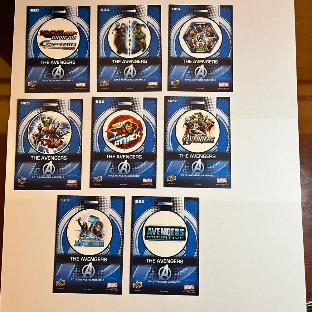 Upper Deck Marvel 2012 The Avengers Assemble trading cards stickers